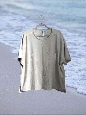 Light taupe Grace + Karma cozy shortsleeve top w/ cotton gauze sz 2X